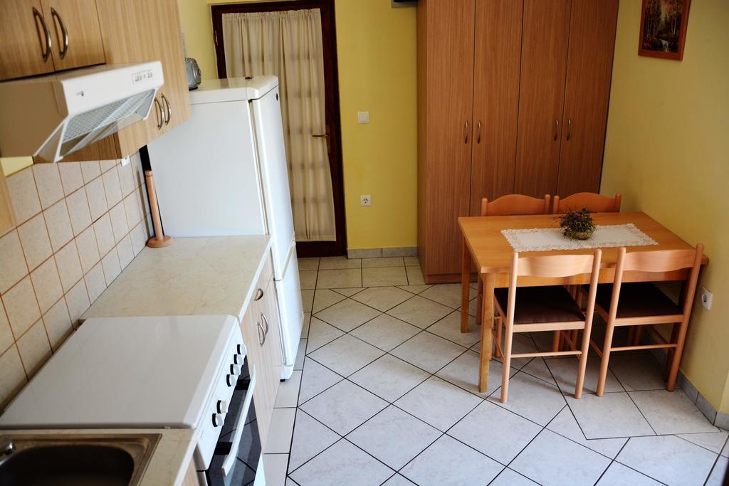 Apartments Joza Vir Exterior foto